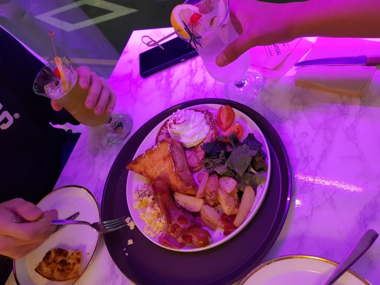 광안리브런치까페 <록시드갸토> 분위기좋고 밤엔 칵테일바로 변신 광안리브런치까페 <록시드갸토> 분위기좋고 밤엔 칵테일바로 변신