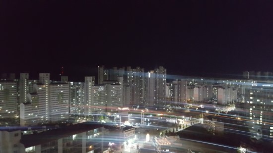 속초 시내 더마크속초레지던스에서 보이는 야경 속초 시내 더마크속초레지던스에서 보이는 야경