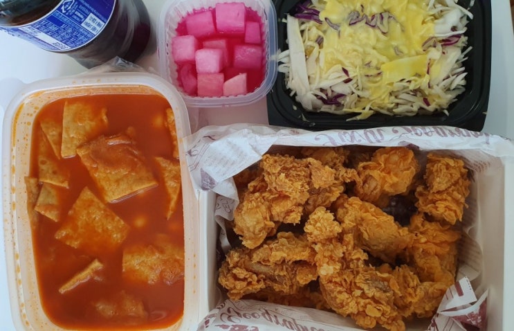  치킨과 떡볶이를 한번에.. 명랑치킨