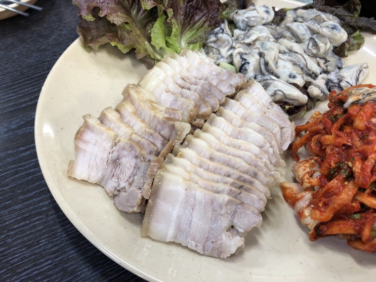  [중곡동] 뽀빠이기사식당. 굴보쌈백반...이 아니고 굴보쌈(소) 후기여서 슬픈 후기