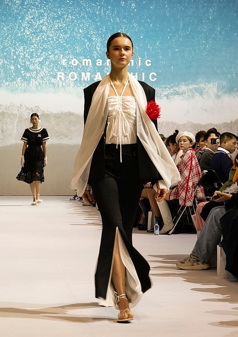 최혜정 디자이너 ROMANCHIC 패션쇼(2020 S/S 서울패션위크)