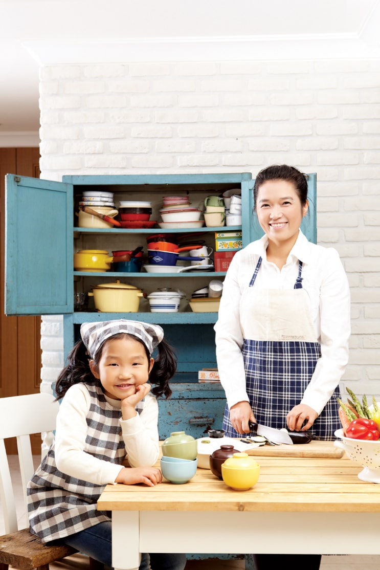 레이디경향 [엄마와 함께 출근하는 날](1)요리연구가 김영빈과 딸 민아의 맛있는 하루