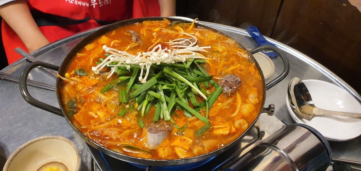  덕천동술집, 술 안주하면! 곱창전골 리강왕곱창!