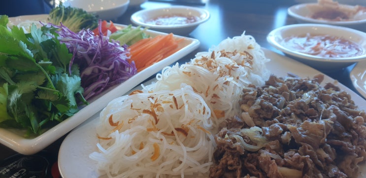  [현]속초 청호동에 위치한 베트남 음식점 맛집 하롱베이!