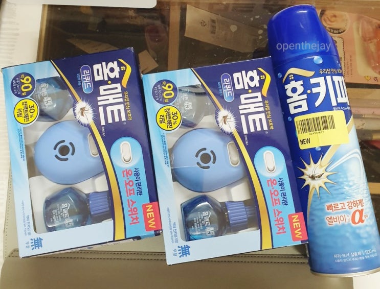 지긋지긋한 모기 한방에 퇴치! 홈매트 리퀴드 효과 (플러그타입 강추!) 지긋지긋한 모기 한방에 퇴치! 홈매트 리퀴드 효과 (플러그타입 강추!)