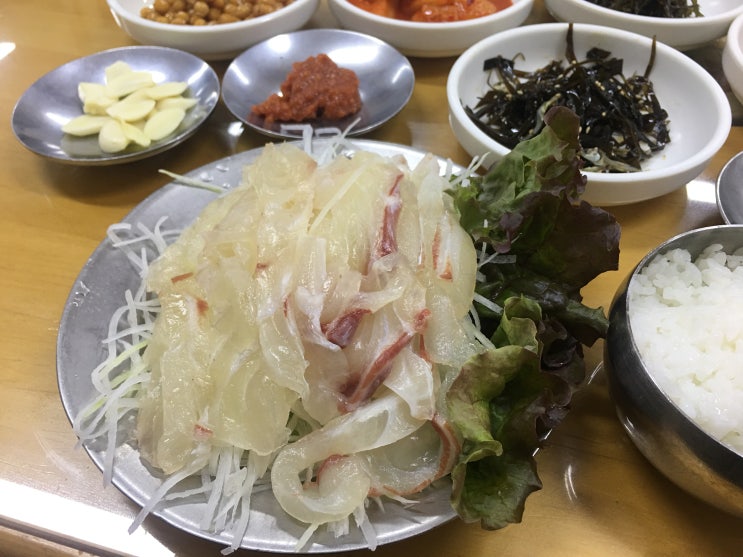  부산 자갈치시장 부산 명물 횟집 회백반, 초장이 킬포