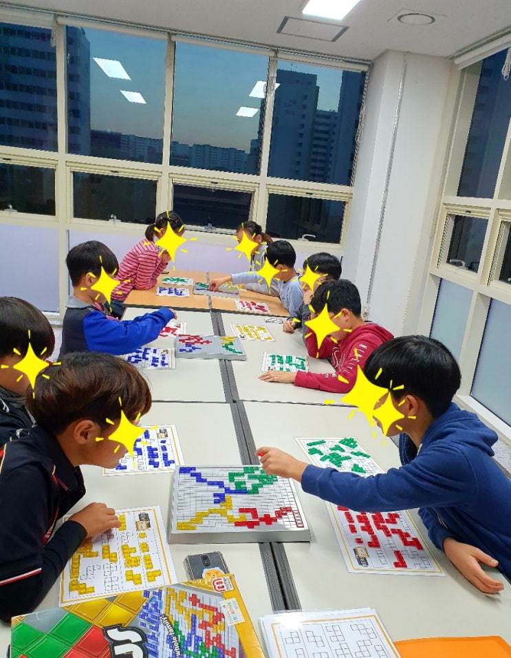  블로커스 초등지역예선 중. 금요학교만 남았네요.레츠보드게임