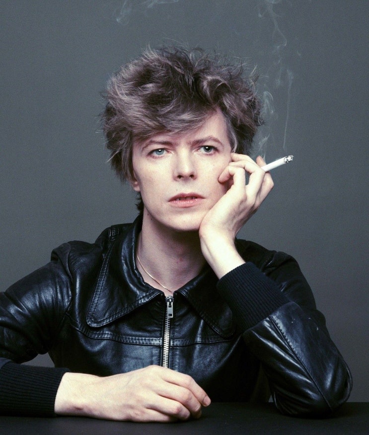 데이비드 보위(David Bowie)의 노래.