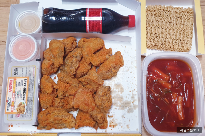 요기요네네치킨 요기요이벤트 신메뉴 치킨이떡볶이라면 야식추천 요기요네네치킨 요기요이벤트 신메뉴 치킨이떡볶이라면 야식추천