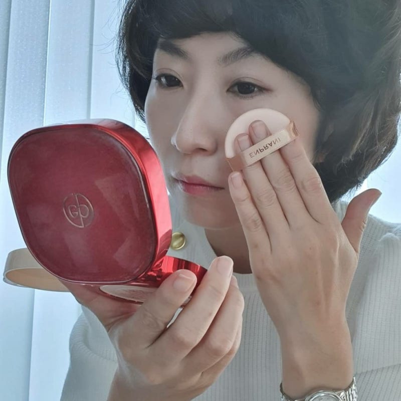 탄력쿠션 등장! 젊고 화사한 피부빛연출 레티노에이트 엔프라니쿠션이 정답