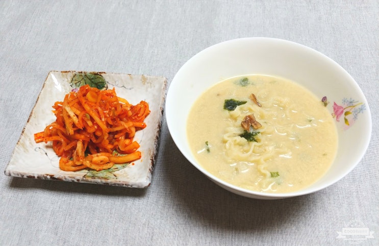  동원 면발의신 들깨칼국수! 고소하니~ 쫄깃한 면발~