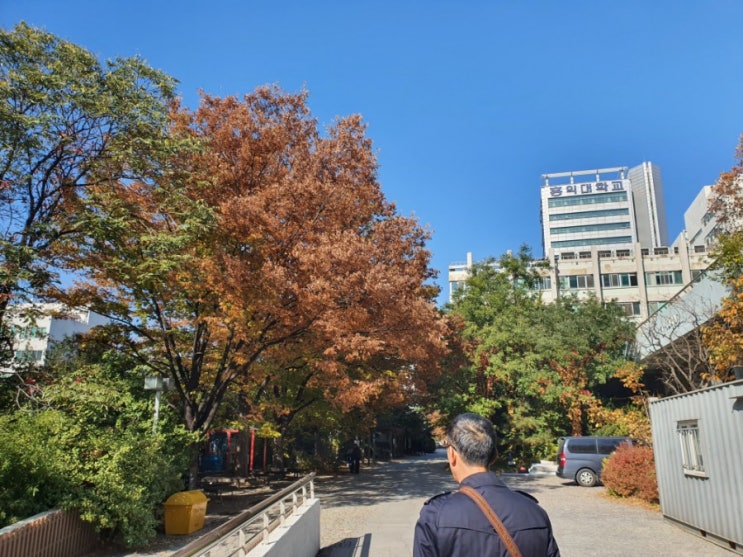  [홍대, 익선동]홍대 산책, 연트럴파크 카페, 그리고 익선동 에서의 저녁
