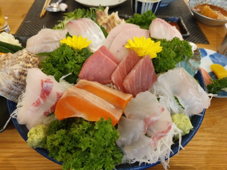  호치민 푸미흥 일식집 쇼부