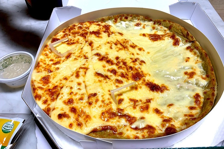  피자마루 치즈핵폭탄 피자 칼로리 미치고 맛도 미친다