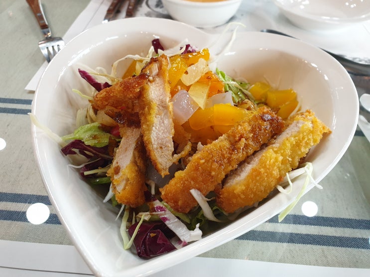  군산맛집.. 은파호수공원에 야경이 좋을 거 같은 아리울레스토랑!!