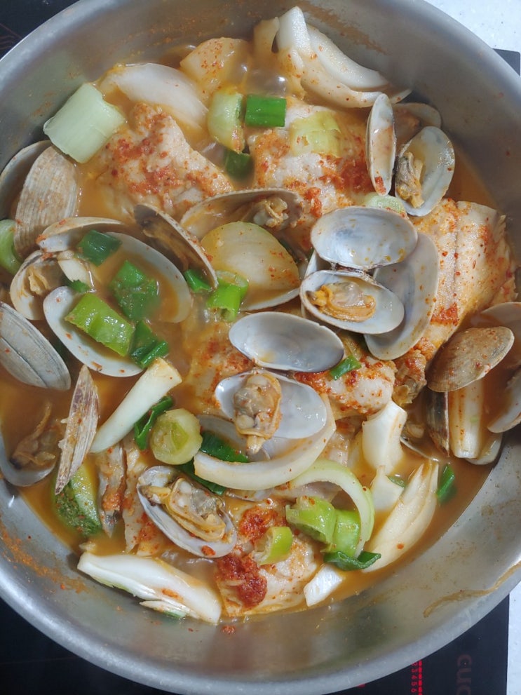  바지락넣어 감칠맛 나는 삼치조림 만들기 맛최고