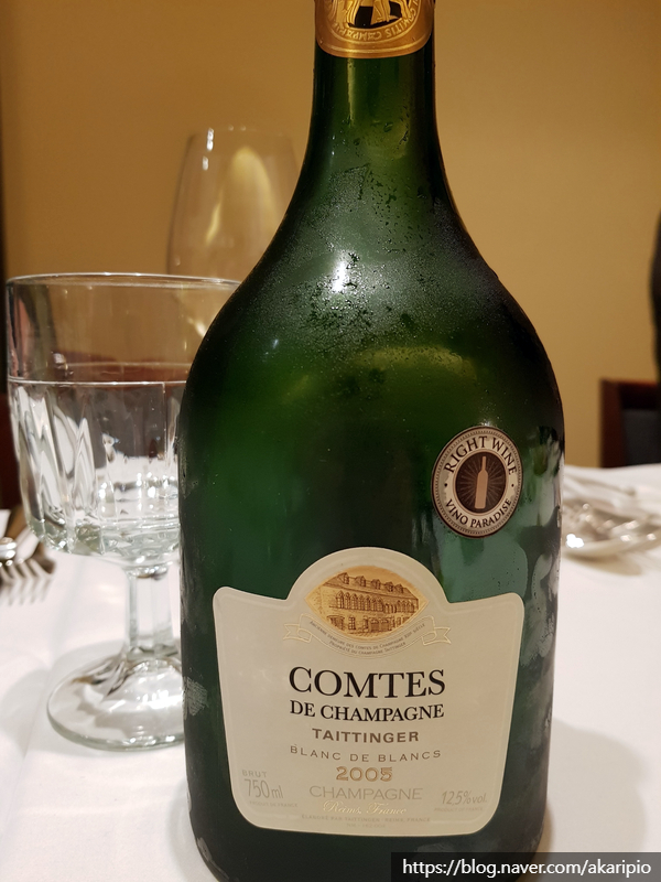  Champagne Taittinger, Comtes de Champagne Blanc de Blancs, Brut, 2005 (떼땡저 / 떼땅져 꽁뜨 드 샹파뉴 블랑 드 블랑)