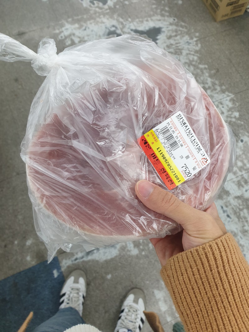 자취생 도전기 가장 싼 고기 돼지 후지살 구워먹어봄