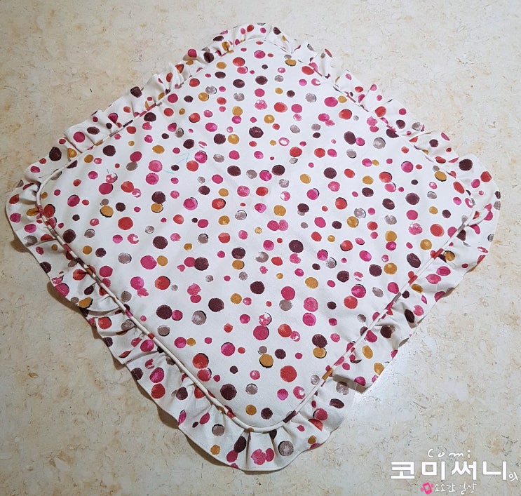 프릴 사각 방석 만들기 과정(feat. 프릴 사각 쿠션, 프릴 베게 만들기 ) 패션소품제작사 심화 5~6회 프릴 사각 방석 만들기 과정(feat. 프릴 사각 쿠션, 프릴 베게 만들기 ) 패션소품제작사 심화 5~6회
