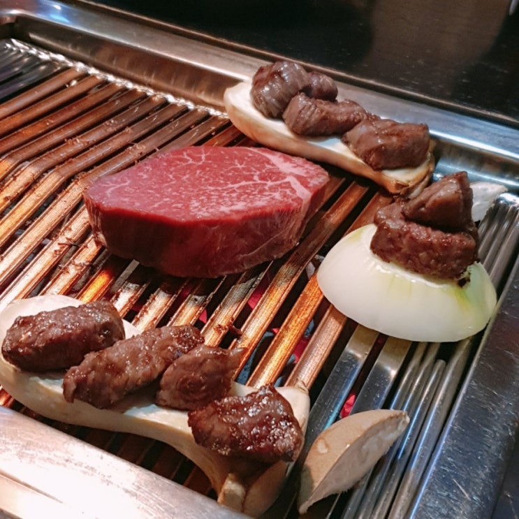 삼성동 한우 맛집 보름쇠 / 특안심&특살치 뇸뇸 :D 삼성동 한우 맛집 보름쇠 / 특안심&특살치 뇸뇸 :D