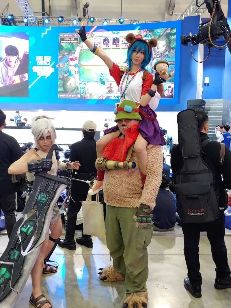 2019 지스타 (일) (3일차)(2화)] 한바퀴만 더 돌고 갈까? : 네이버 블로그, image size:800x1067