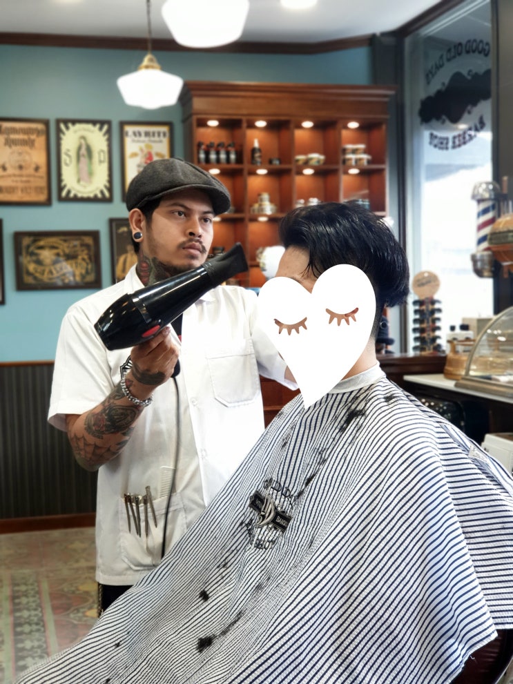  방콕 짜뚜짝 시장 근처 가볼 만한 곳 바버샵 여기 어때? 'Good Old Days Barber Shop 5'