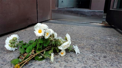 '성북구 네 모녀' 쓸쓸한 마지막 길..무연고 장례 치를 듯 '성북구 네 모녀' 쓸쓸한 마지막 길..무연고 장례 치를 듯
