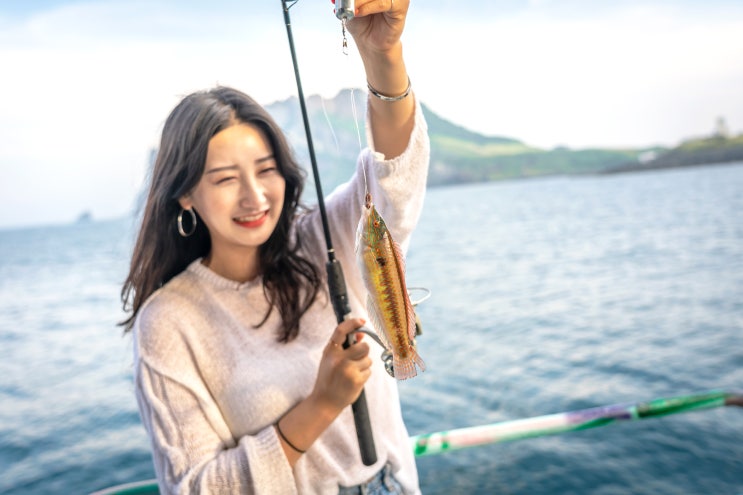  성산 바다위에서 낚시 할 수 있는 선상낚시 20%할인쿠폰