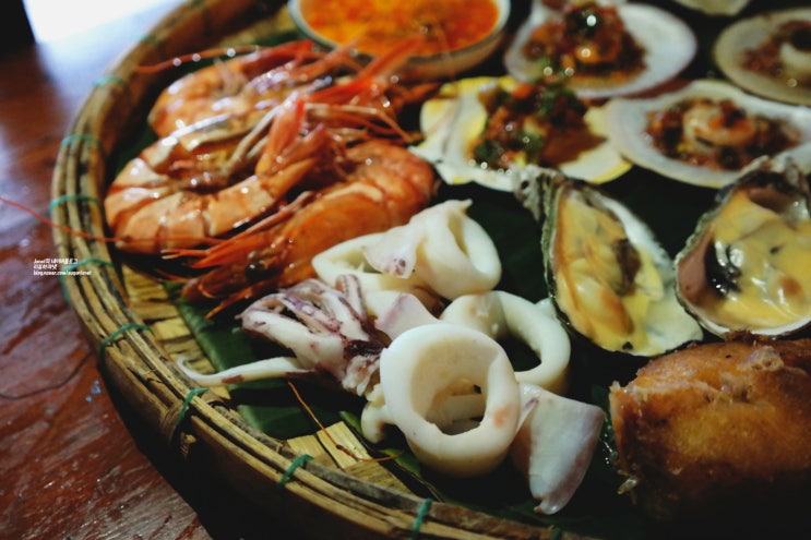 호이안 안방비치 싱싱한 해산물파티 쿠쿤 레스토랑