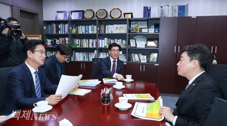 <b>허태정</b> 대전시장, 잇따른 <b>국회 방문</b>…국비 확보 총력전