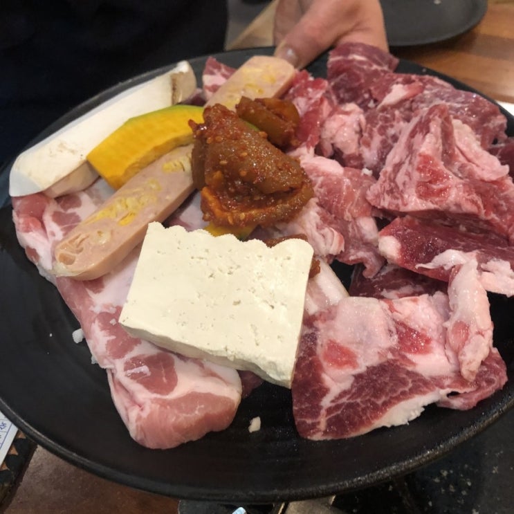  [교대역맛집추천] 서초동에서 제대로 된 고기를 먹고 싶다면! 서초동삼겹살집, 탐라도야지
