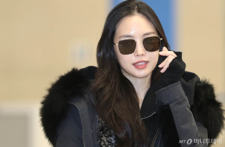 191123 손나은(에이핑크) in 공항 191123 손나은(에이핑크) in 공항