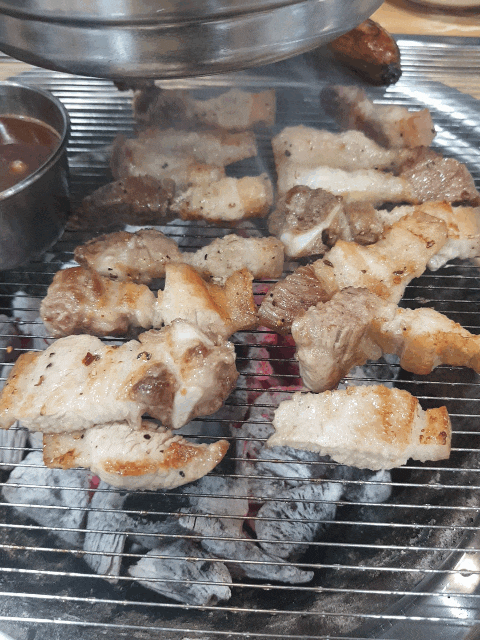  시지맛집 :: 제주도를 통째로 옮겨놓은 '제주통돈'