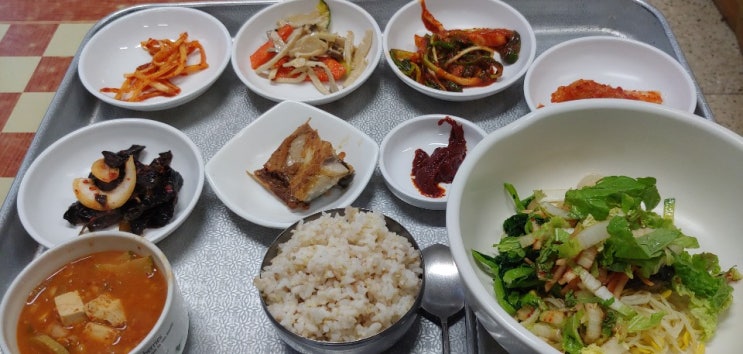  안동 용상동(용상시장) 조촐한 정식, 밥집 소개 - '마뜰칼국수'