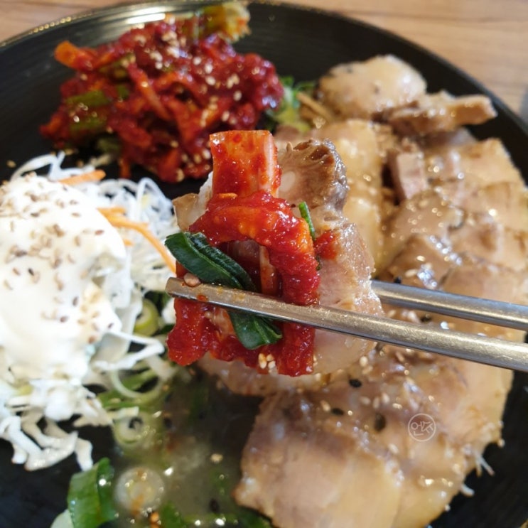  [강릉맛집] 오월의초당 :: 마늘수육과 초계 비빔국수 추천, 해산물에 지친 강릉여행러들 오세요