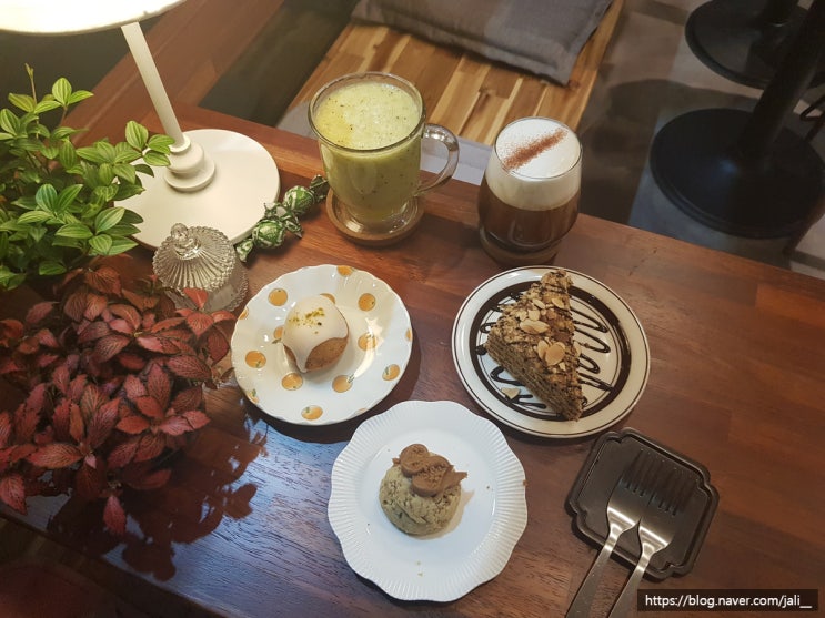  천안신부동카페 분위기 좋은 천안신부동카페 카페제인