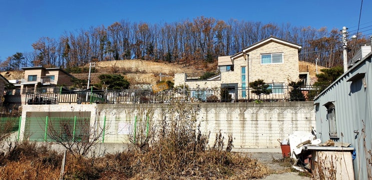  초월읍 지월리 전원주택 3억 초반대에 가능합니다.