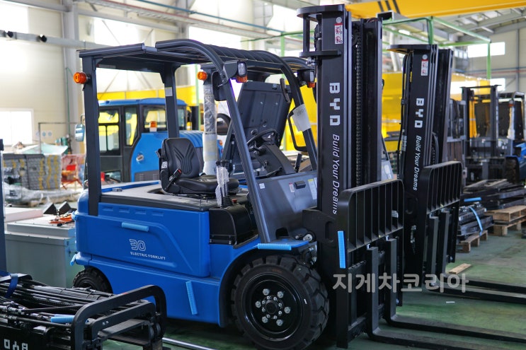  전동지게차의 수명을 늘리는 기본 관리 요령
