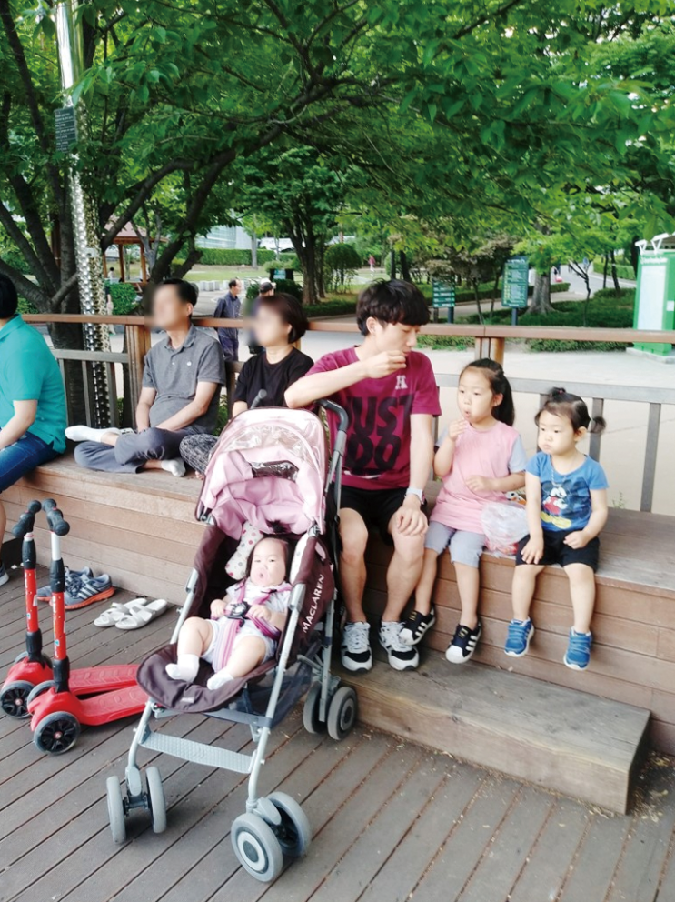  애 셋 데리고 보라매공원 음악분수 나들이!