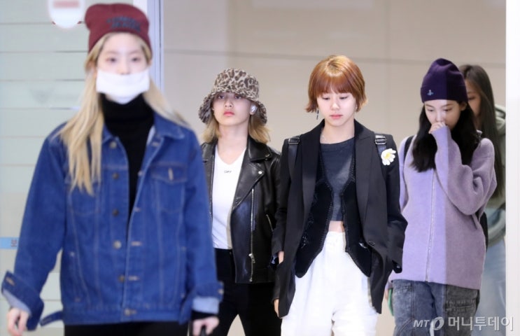 191127 트와이스(TWICE) in 공항 191127 트와이스(TWICE) in 공항