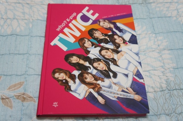 Who? K-pop TWICE 트와이스