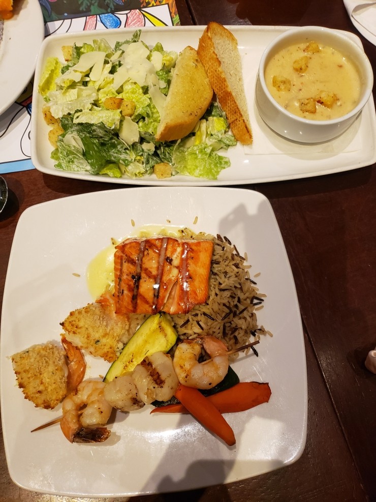  포트무디 보트하우스 Boathouse of Portmoody