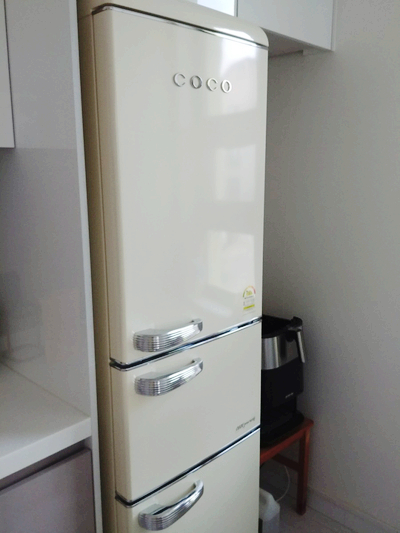 코코일렉 간냉식 레트로 디자인 냉장고 275L CKB28CT 구매 후기 : 예쁘고 귀여운 냉장고! 코코일렉 간냉식 레트로 디자인 냉장고 275L CKB28CT 구매 후기 : 예쁘고 귀여운 냉장고!