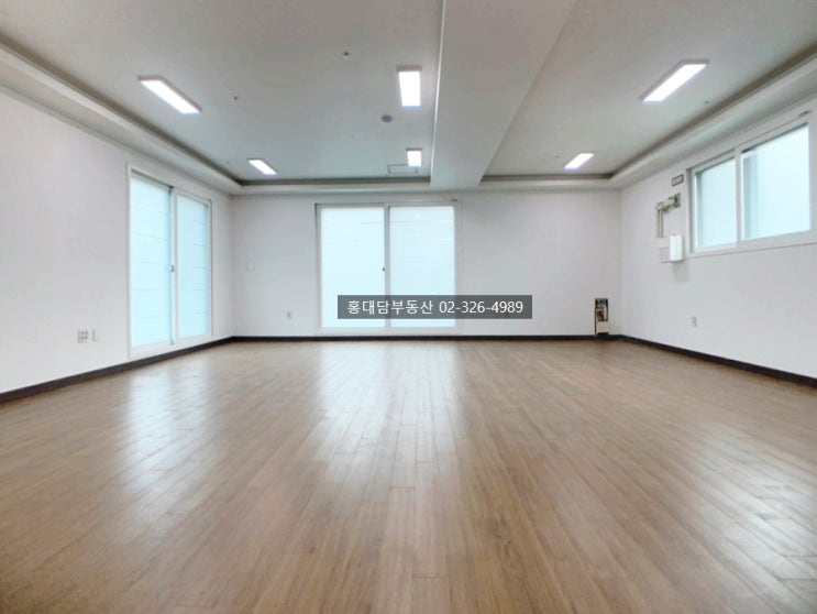  15평 주차 가능한 신축 홍대사무실 임대