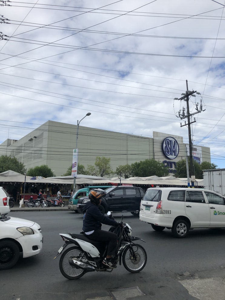  필리핀. 카비테 SM몰(in Bacoor)