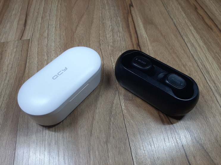  블루투스 무선이어폰 QCY T1 QCY T2 차이점, 화이트화 블랙 색상 비교 해볼까요?