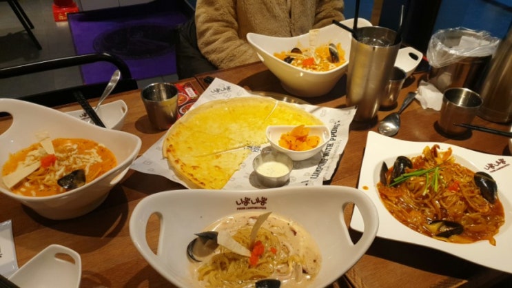  배곧맛집| 니뽕내뽕 / 파스타와 짬뽕을 같이 먹고 싶을 때 정답은?! 니뽕내뽕!!