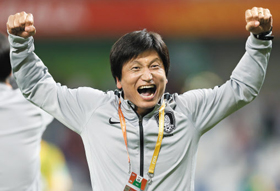 'U-20 준우승 신화' <b>정정용</b> 감독, 프로 2부팀 이랜드 지휘봉... 