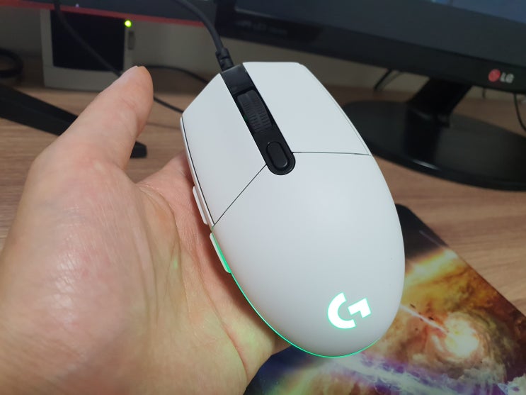  로지텍 G102 마우스 화이트색상 초간단리뷰!!