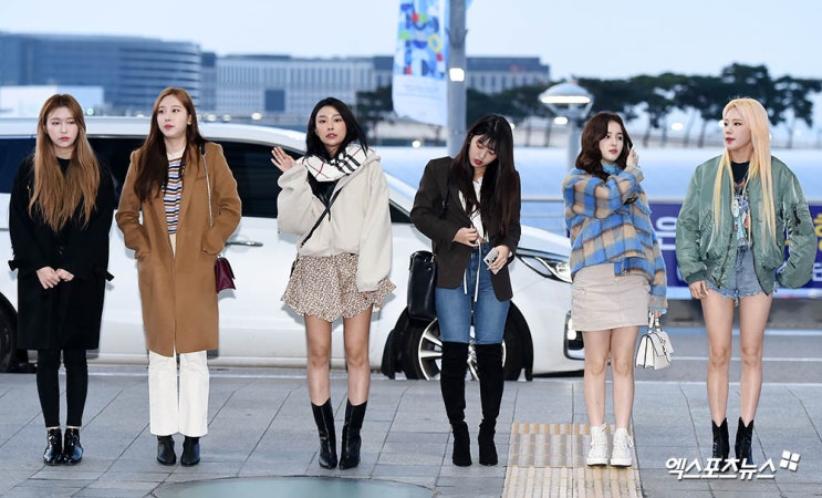모모랜드 (MOMOLAND) (멤버 프로필) 모모랜드 (MOMOLAND) (멤버 프로필)